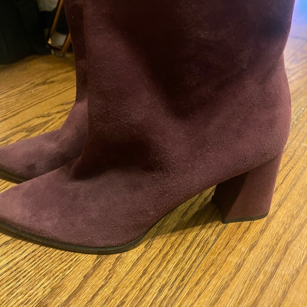 Stuart Weitzmann Booties-Gently Worn-Burgundy Col… - image 1